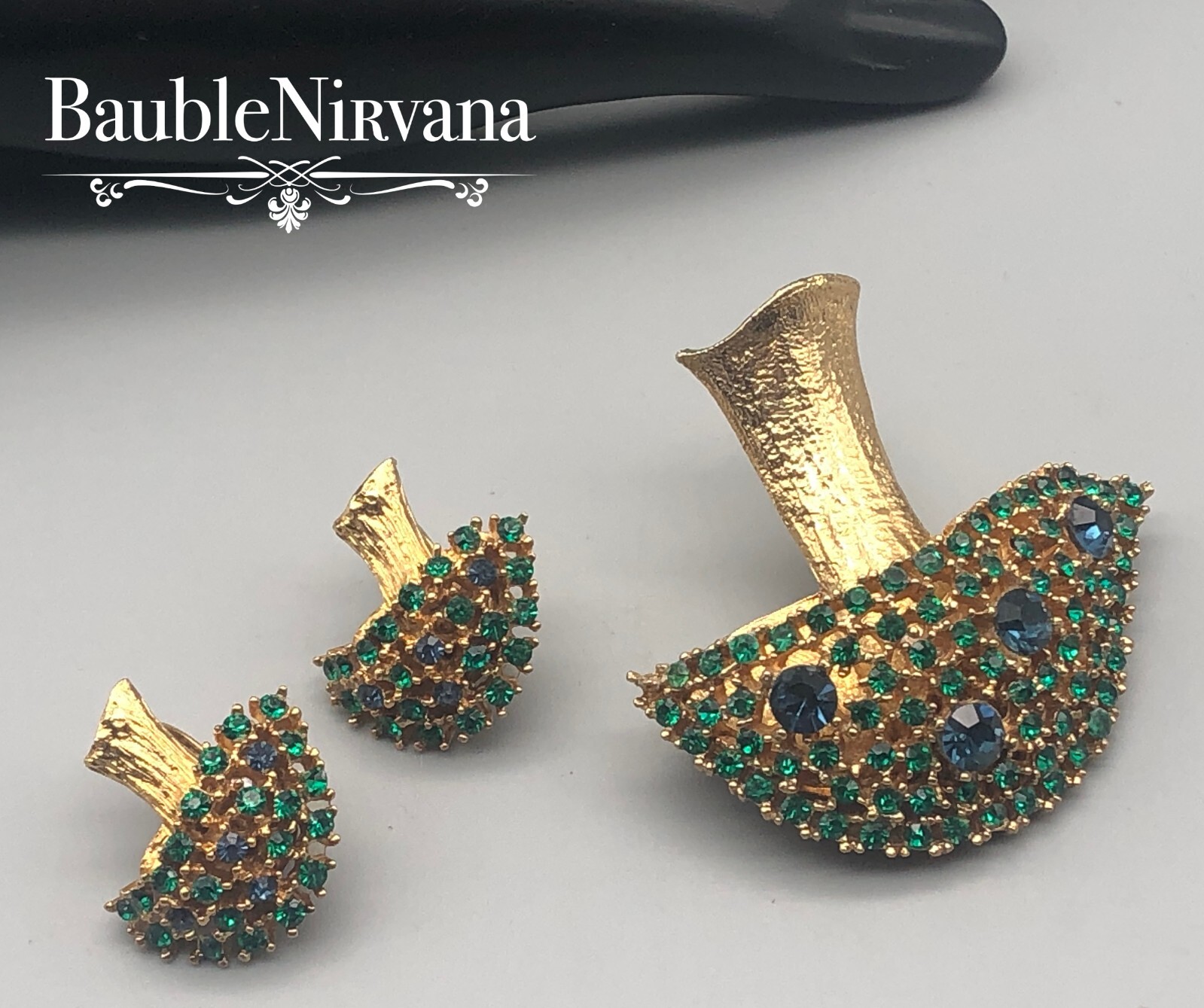 Retro MCM Modern Capri Blue&Green Rhinestones Goldtone Mushroom Pin&Earrings Set