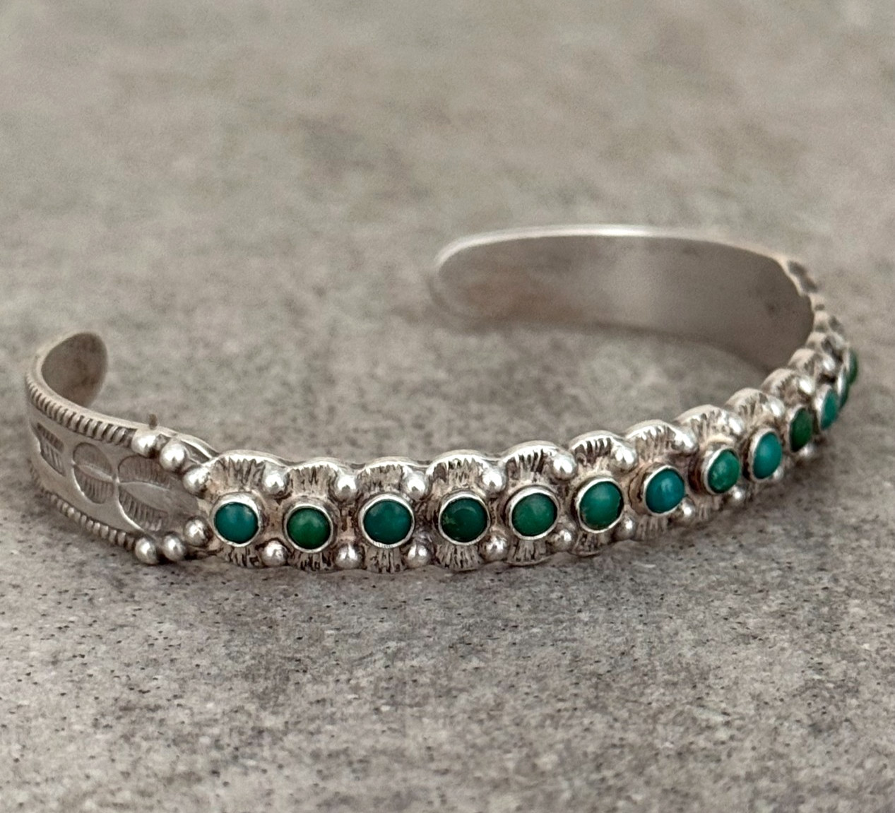 Vintage FRED HARVEY Navajo Snake eye Turquoise Sterling Bracelet 6.7 in