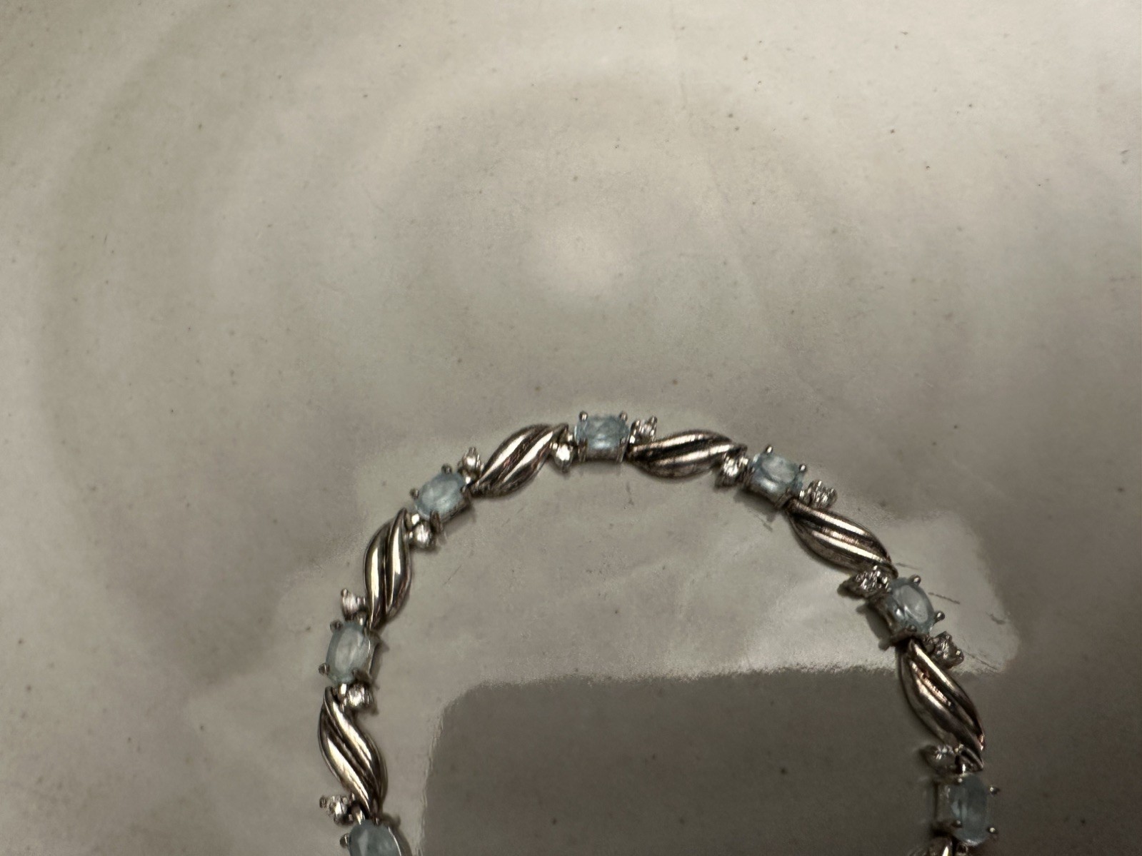Silver Topaz Tennis Bracelet 8” great condition estate sale find