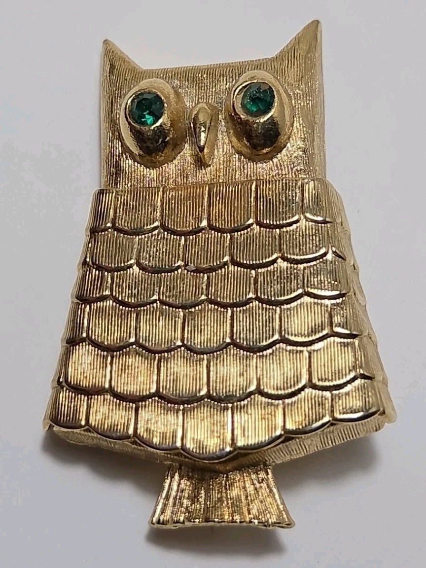 VTG Avon Regence Owl Compact Brooch Solid Perfume FULL Balm Gold Tone Jewelry