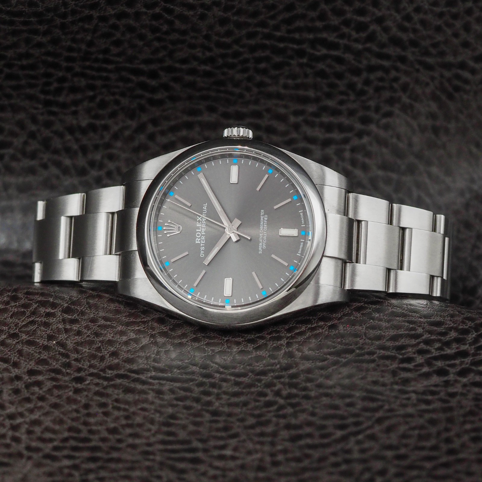 Rolex Oyster Perpetual 39 Rhodium Dial 114300 Full Set 2017