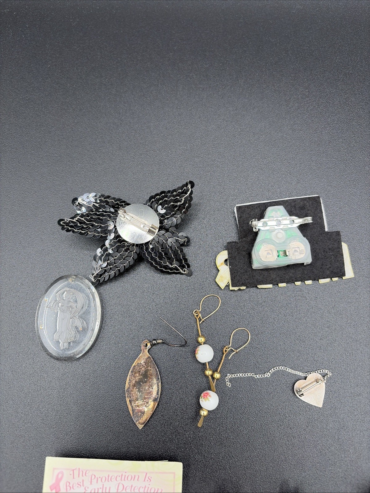 Vintage Lapel Pin Lot And Miscellaneous Jewelry Pieces – Faith Patriotic Health