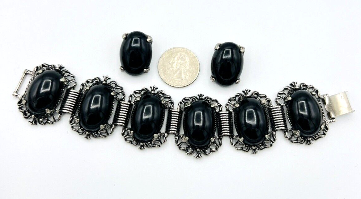 Vintage Silver Tone Black Cabochon Bracelet Clip On Earrings Set