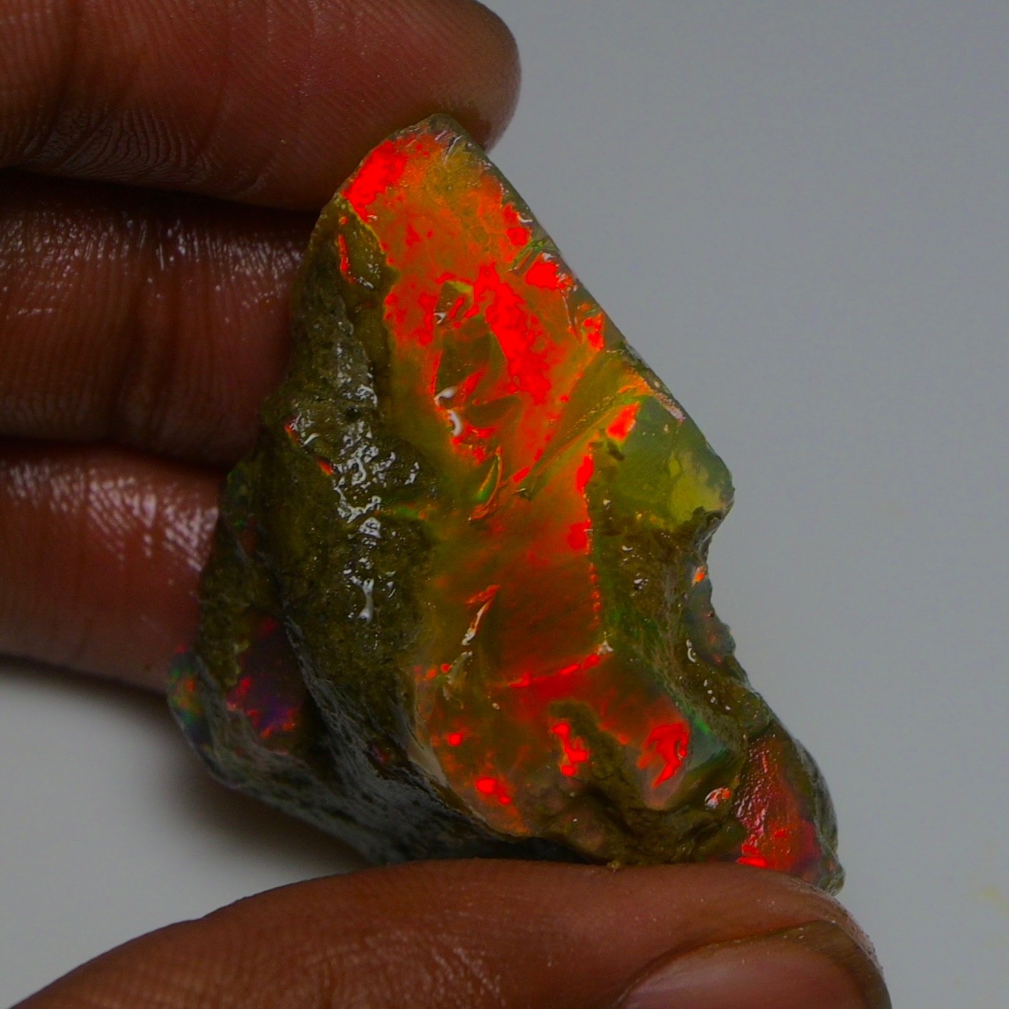 Ethiopian Oil Opal Specimen 84.05 cts Natural Rough Gemstone – Fire Opal Roug