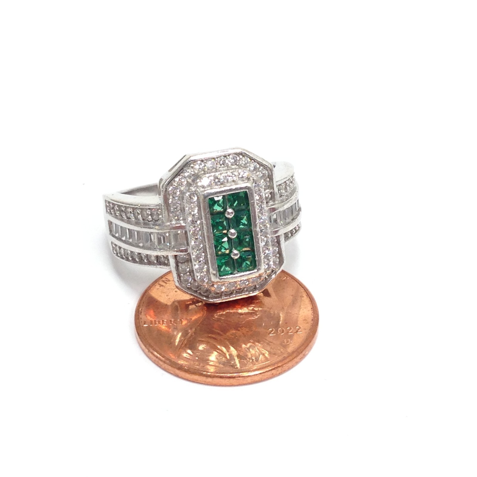 Fuzion Creations FZN Signed 925 Sterling Silver Green & Clear CZ Ring Size 7