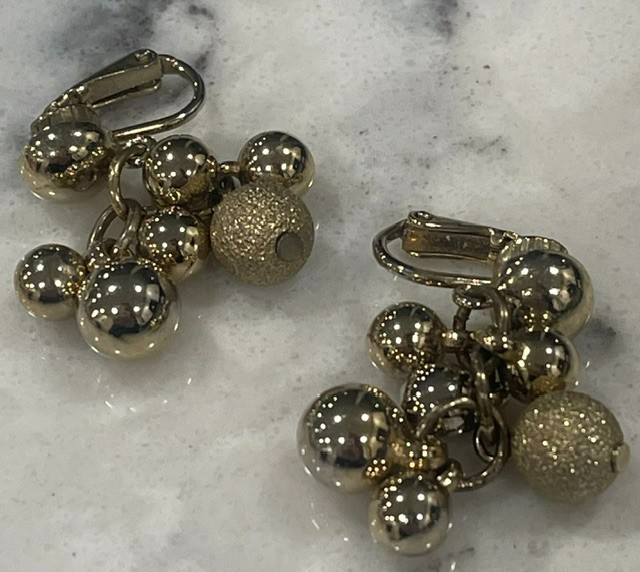 Costume Earring Mixed Collection Lot Preloved gems Women Ladies Jewelry (lot 2)
