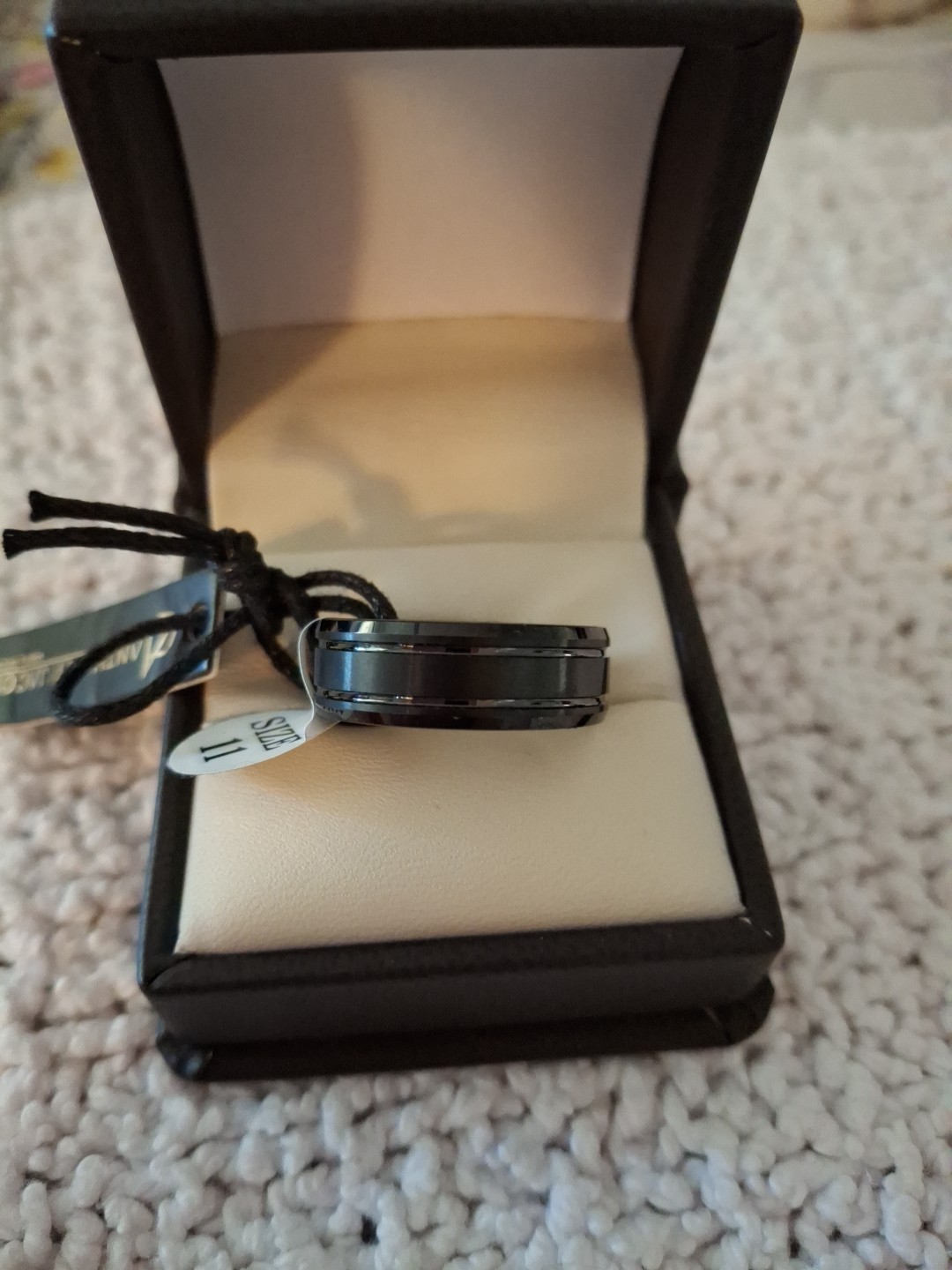 Black Satin & Brushed Finish Tungsten Comfort Fit Wedding Band NWTs. 8mm