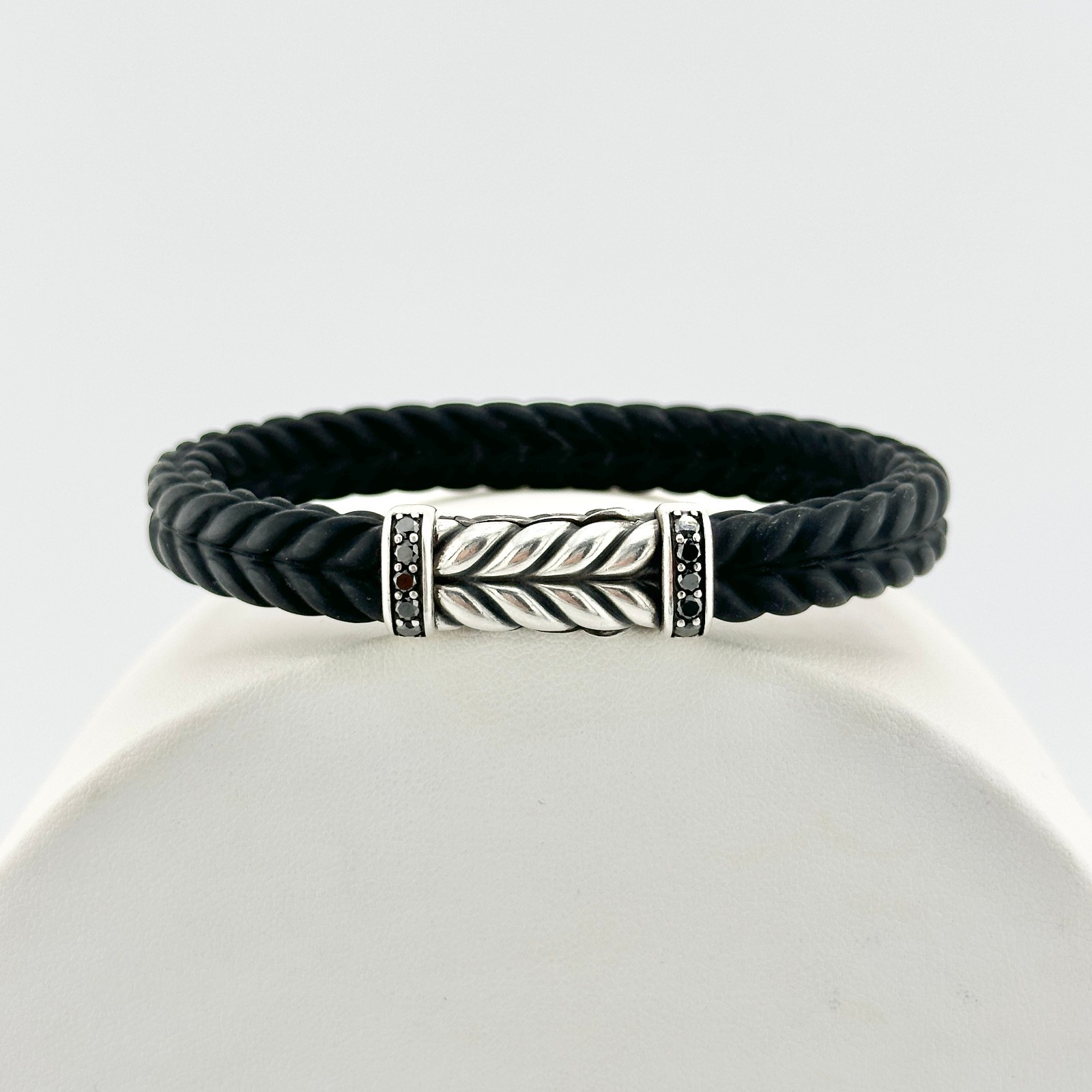 David Yurman Chevron Bracelet in Black Rubber w/ Pavé Black Diamonds – Large