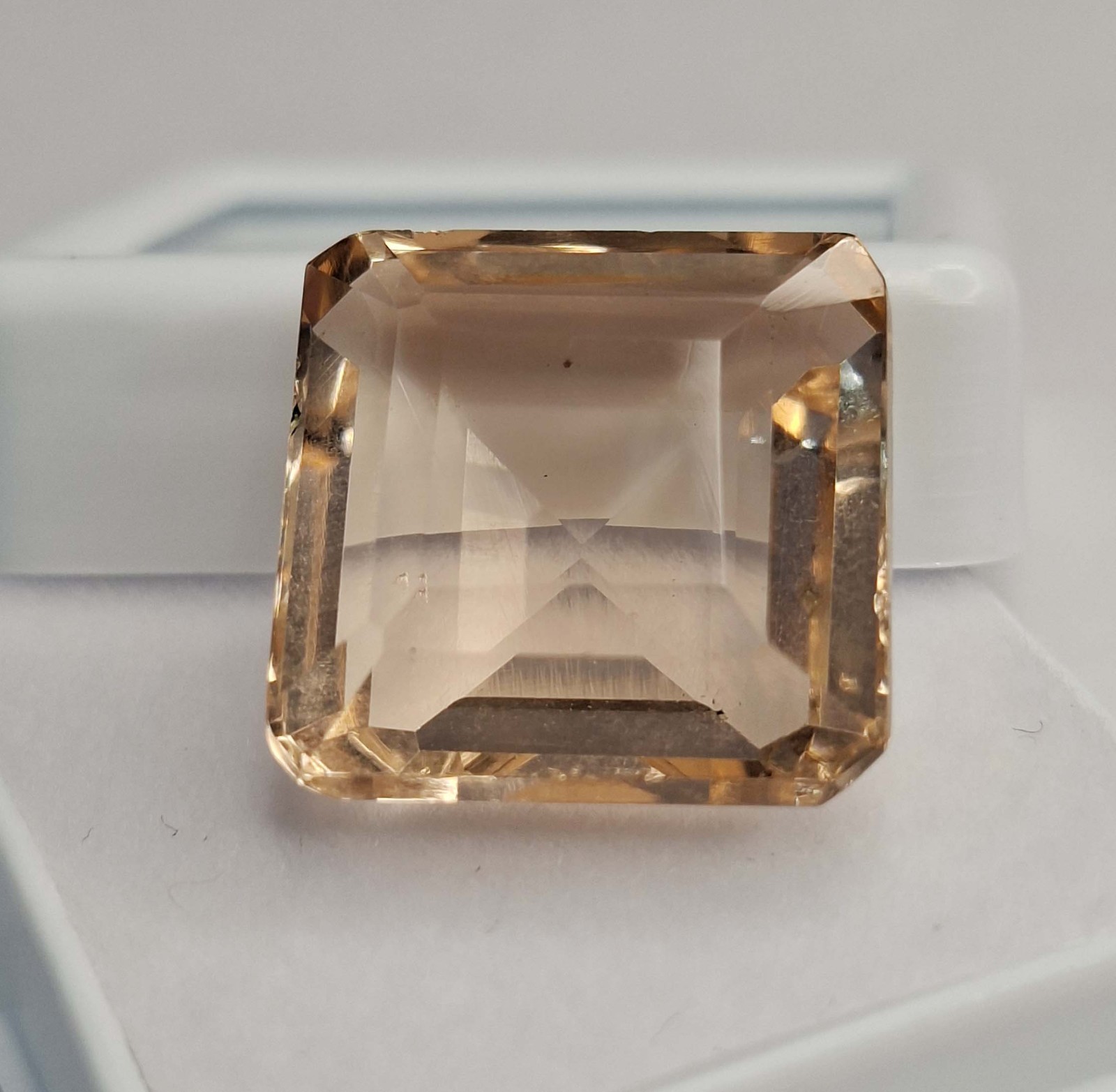 Peach Morganite Square Cut 15-17 Carat Natural Certified Loose Gemstone RK872