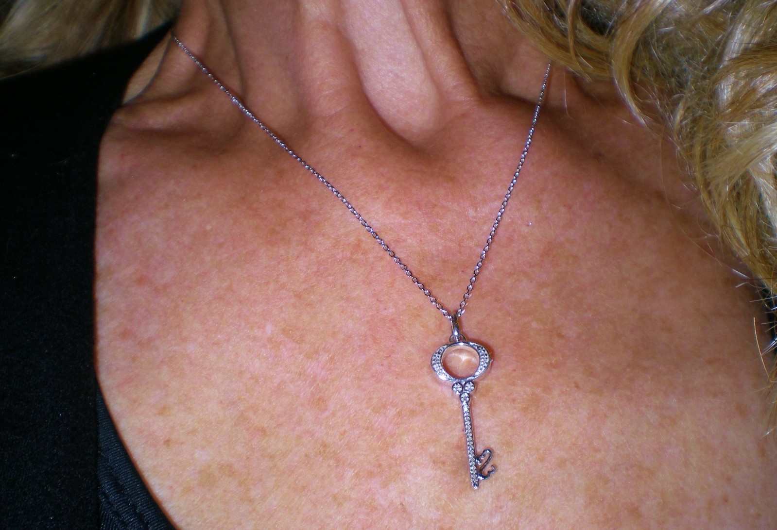 Jane Seymour Open Hearts Sterling Silver KEY Diamond Accent Necklace 💎 KAY BOX