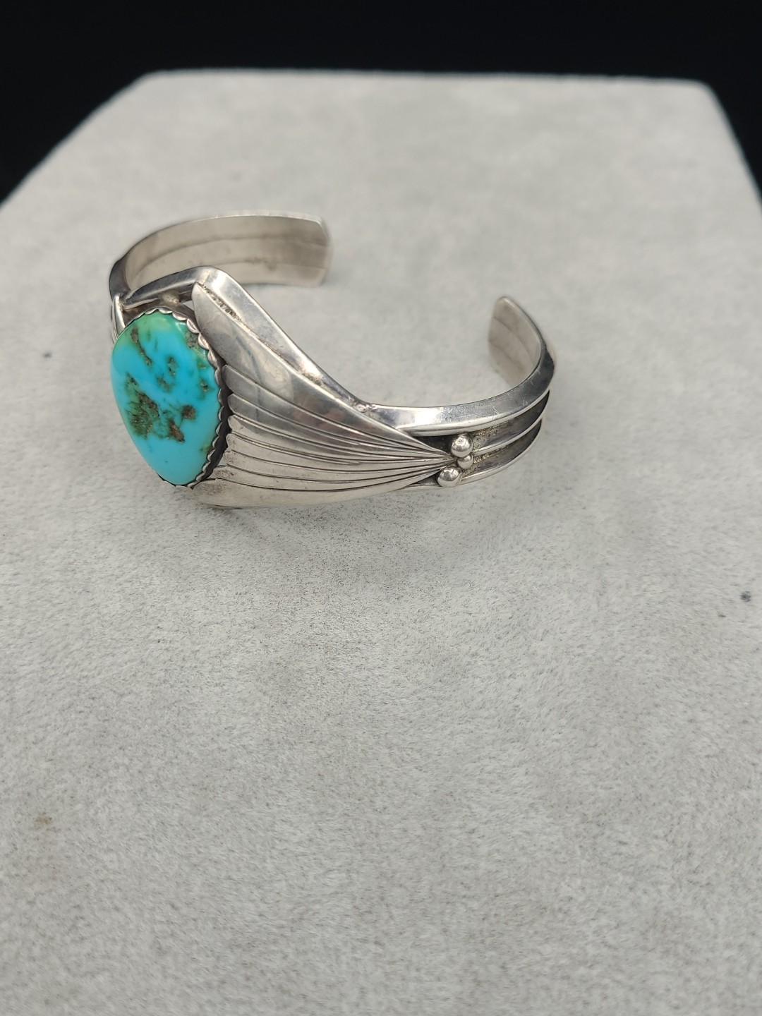 UNSIGNED Sterling Cuff Bracelet Turquoise SOUTHWESTERN Artisan Design 42.5g