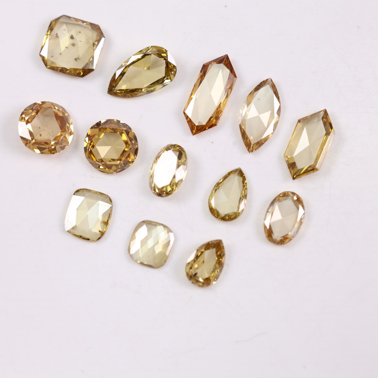 Mixed Shape Champagne Yellow Lab Diamond Loose Sustainable Stone For Fine Ring
