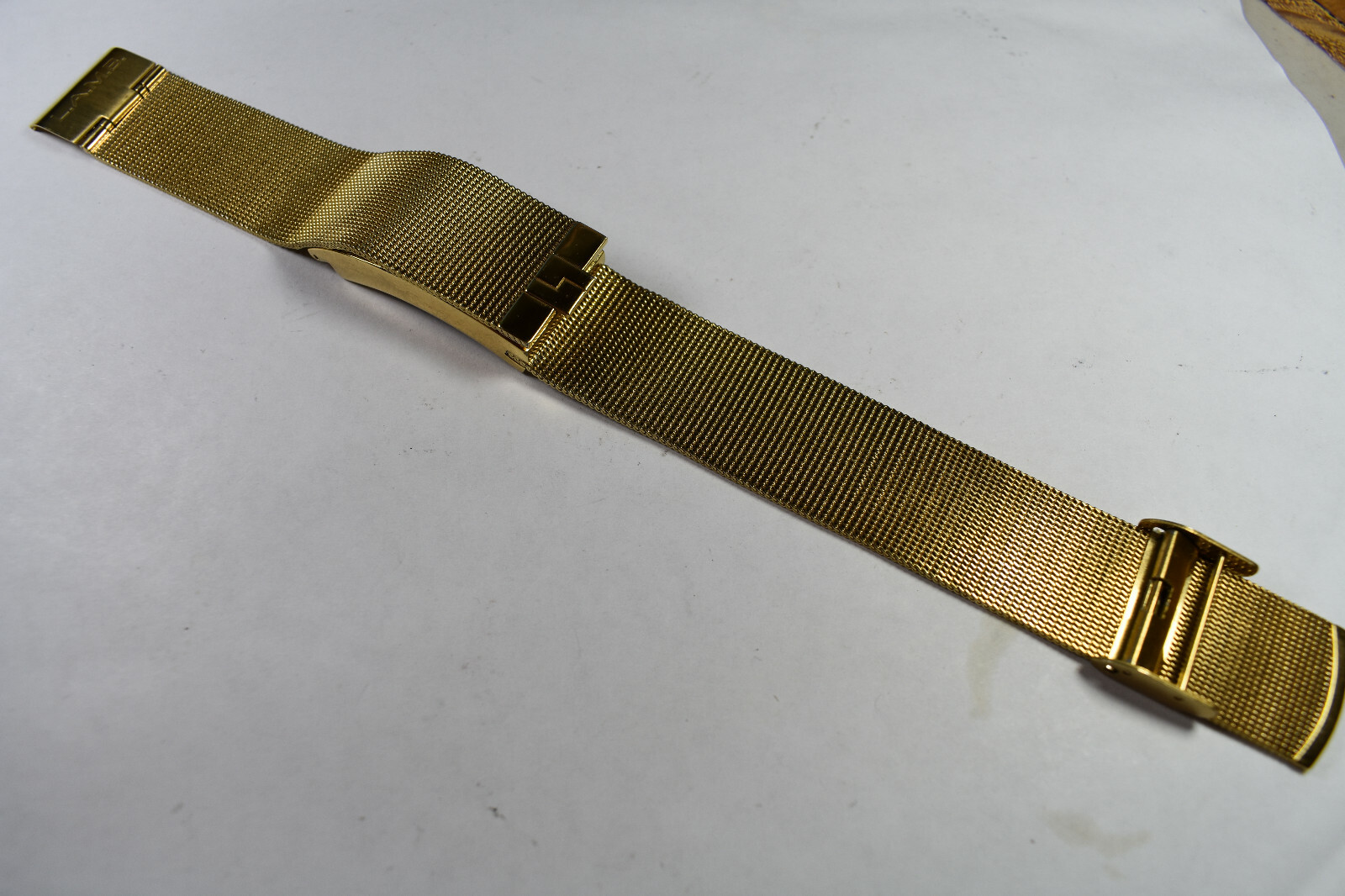 RARE! L.A.M.B. Gwen Stefani Petra Gold Tone Women’s Bracelet Watch NEW BATTERY!