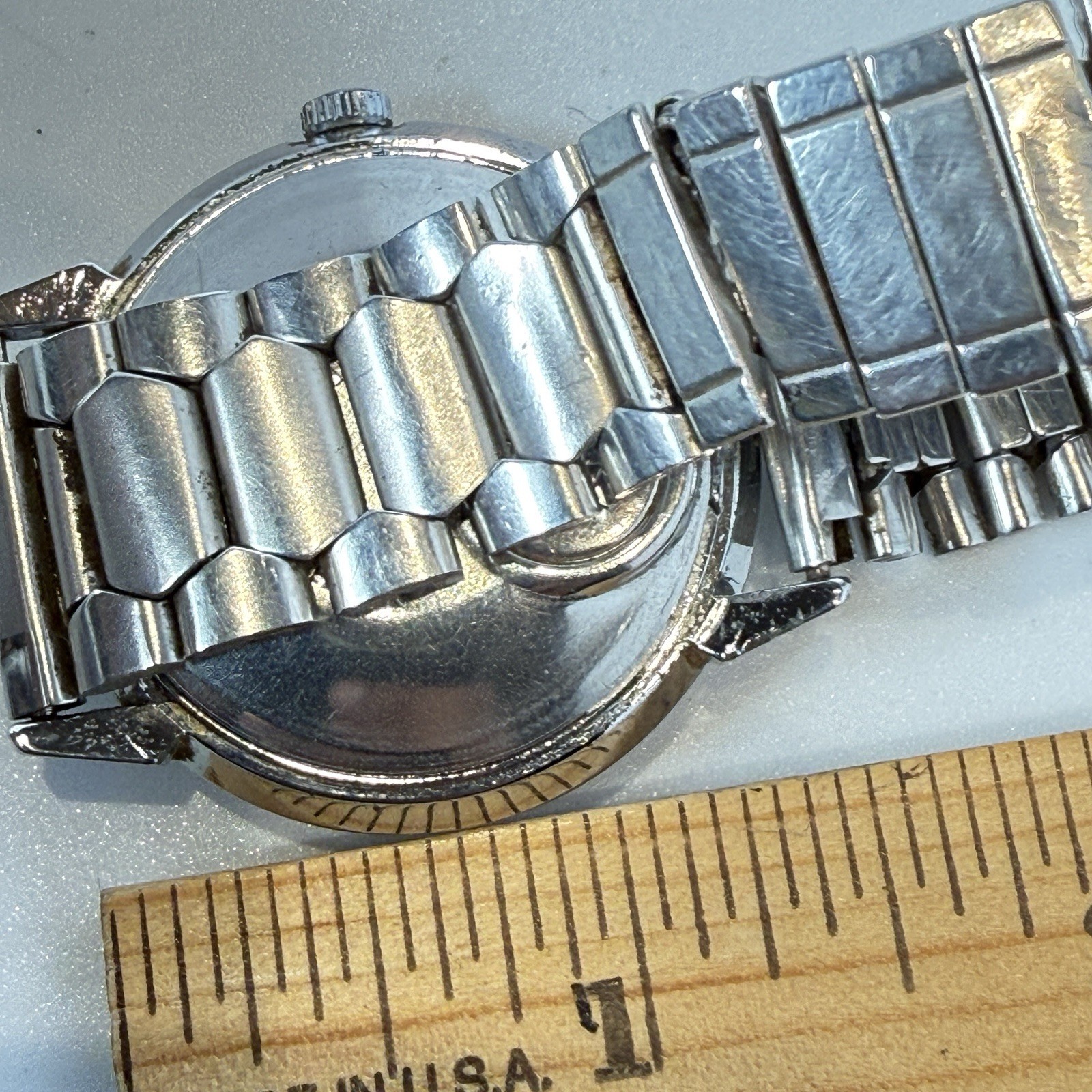 Vintage Timex Electric Blue Dial Day Silver tone 70s Mechanical Watch Runs