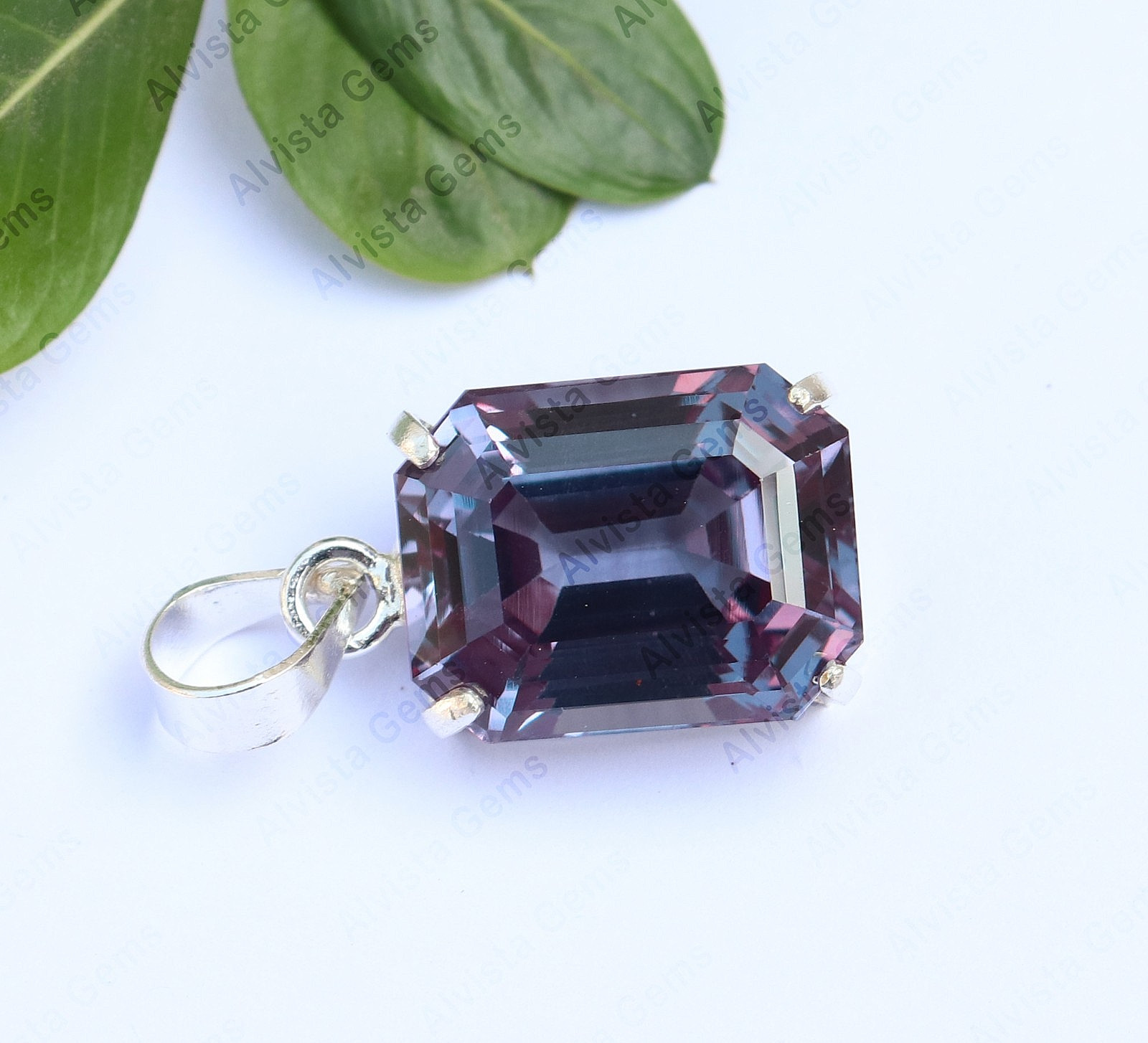 Natural Alexandrite Color Changing Gemstone 925 Sterling Silver Pendant 25.40 Ct