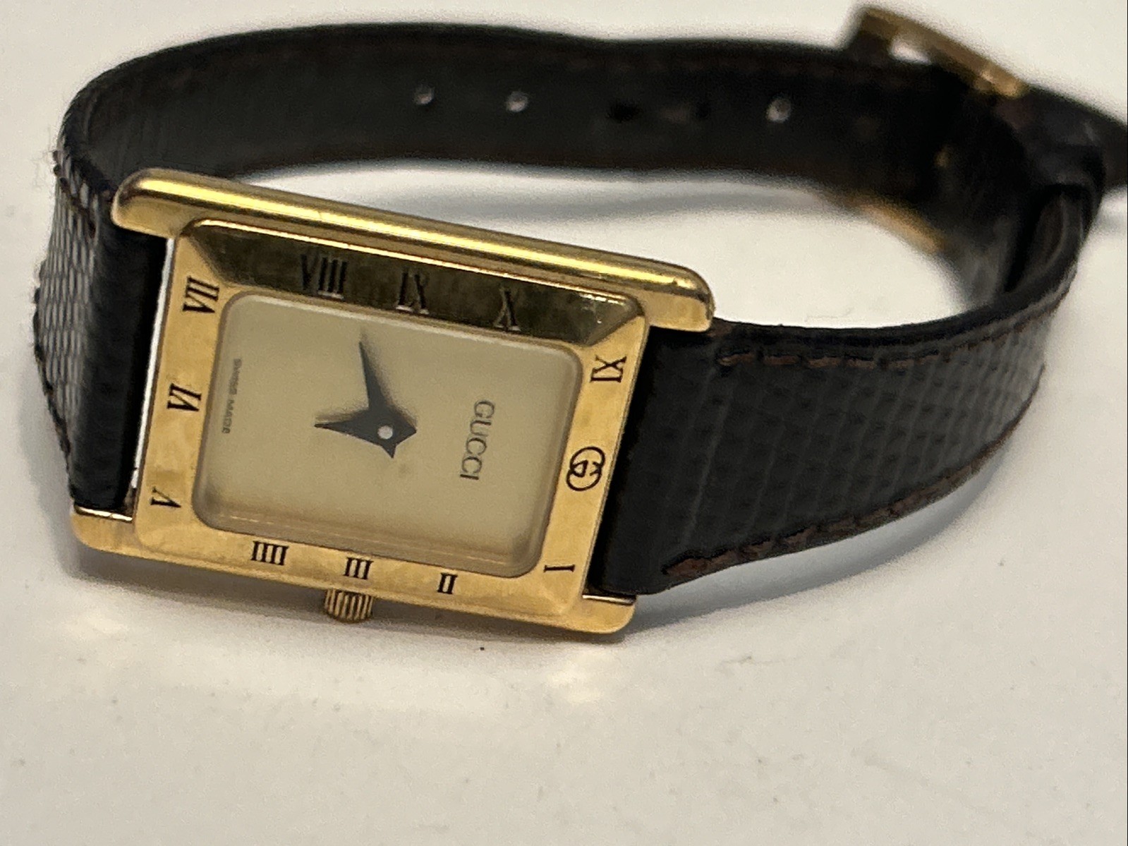Gucci Ladies Quartz Watch 4200L Swiss Made Gold Plated 20mm c.1990s