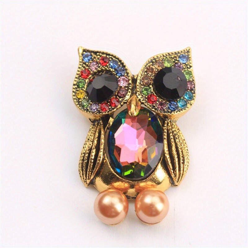 Luxury Elegant Rhinestone Owl Brooch Pin – Novelty Quirky Retro Accessory