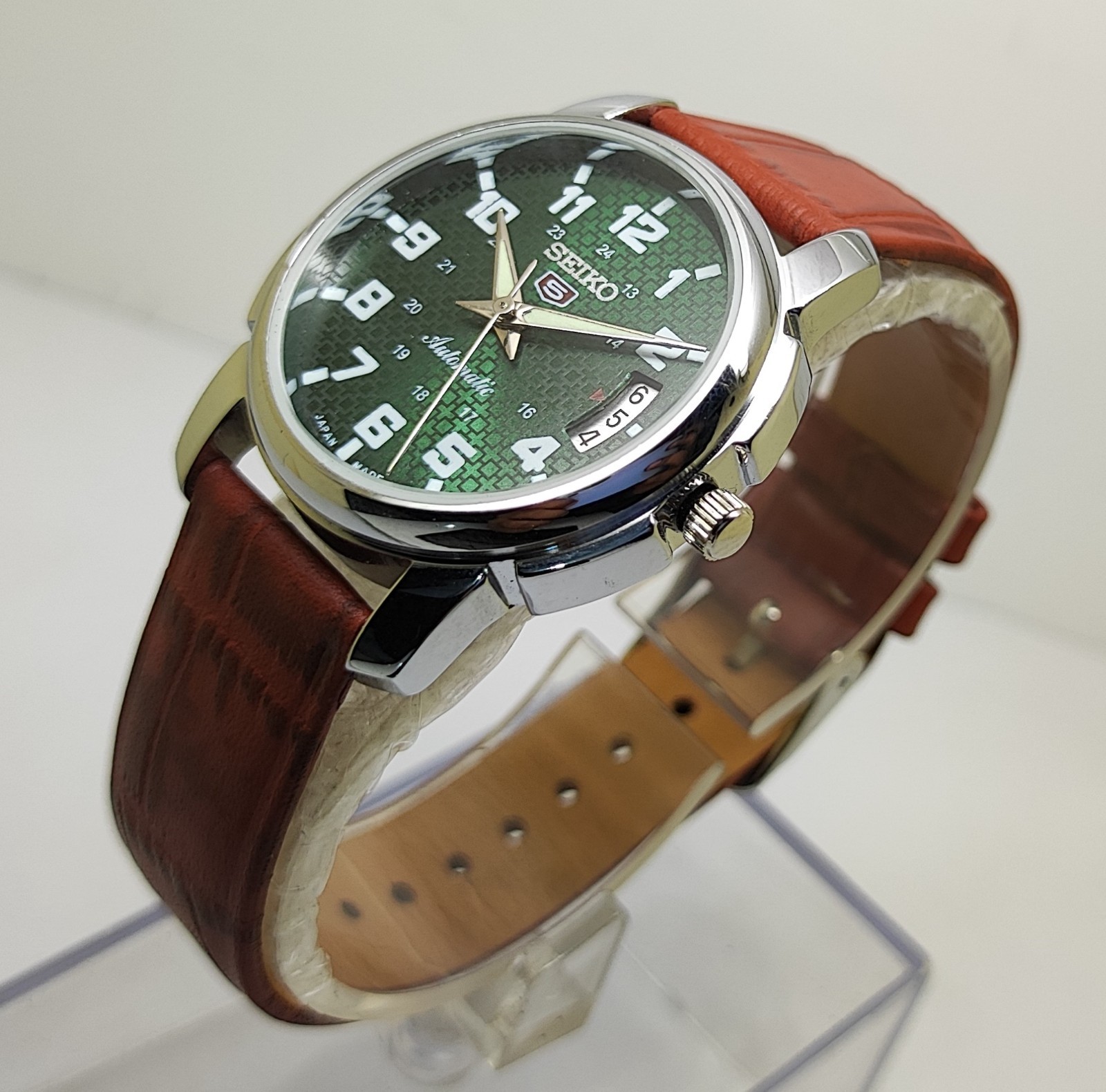 Refurbished Automatic Men’s Watch Day Date | Classic Vintage Style Leather Strap