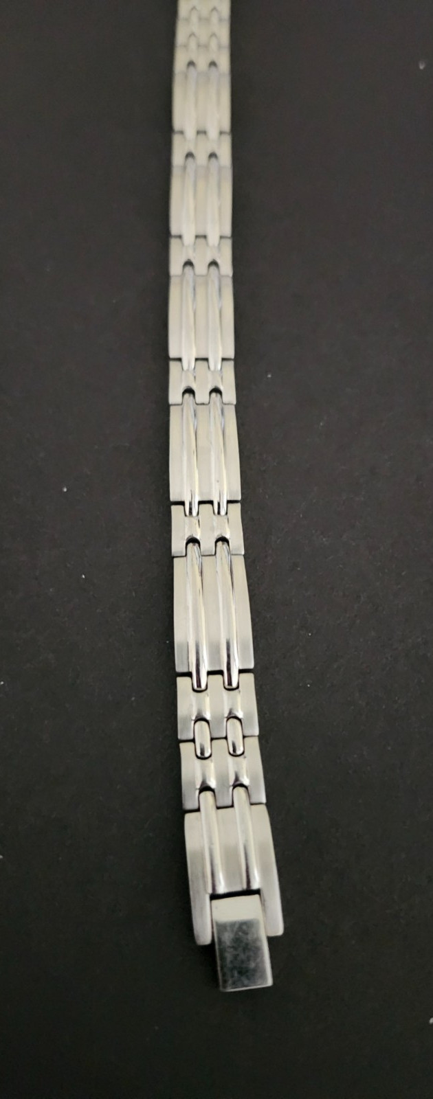 Men’s Stainless Steel Bracelet – Fold-Over Clasp – Approx. 8″