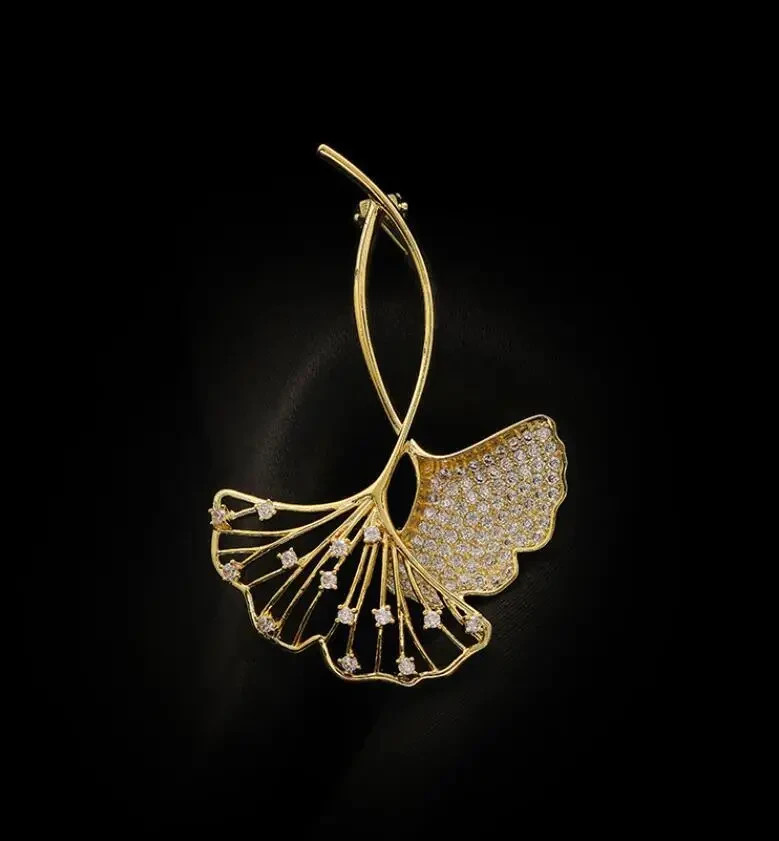 Retro Ginkgo Leaf Brooch Pin Rhinestone Floral Plant Corsage for Women Elegant