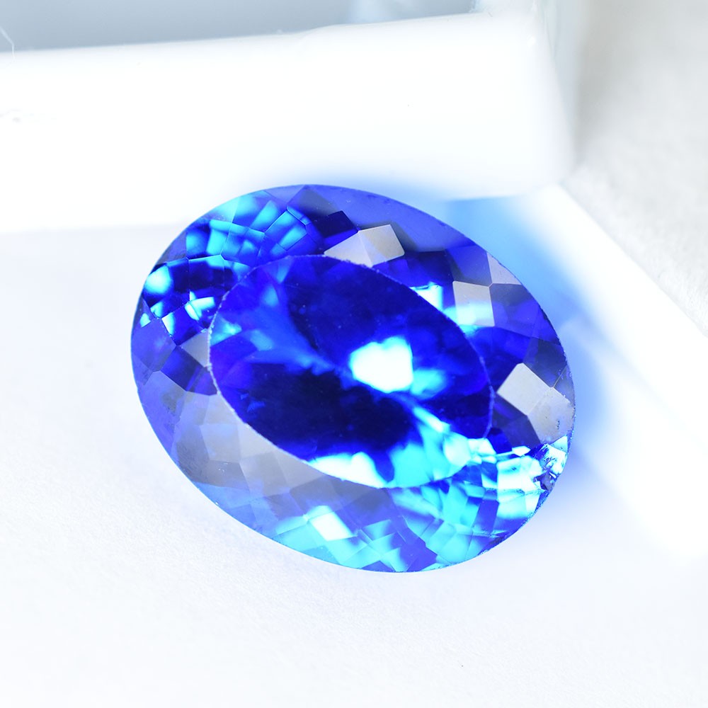 20.85 Ct Natural Blue Sapphire Certified Oval Cut Flawless Loose Gemstone