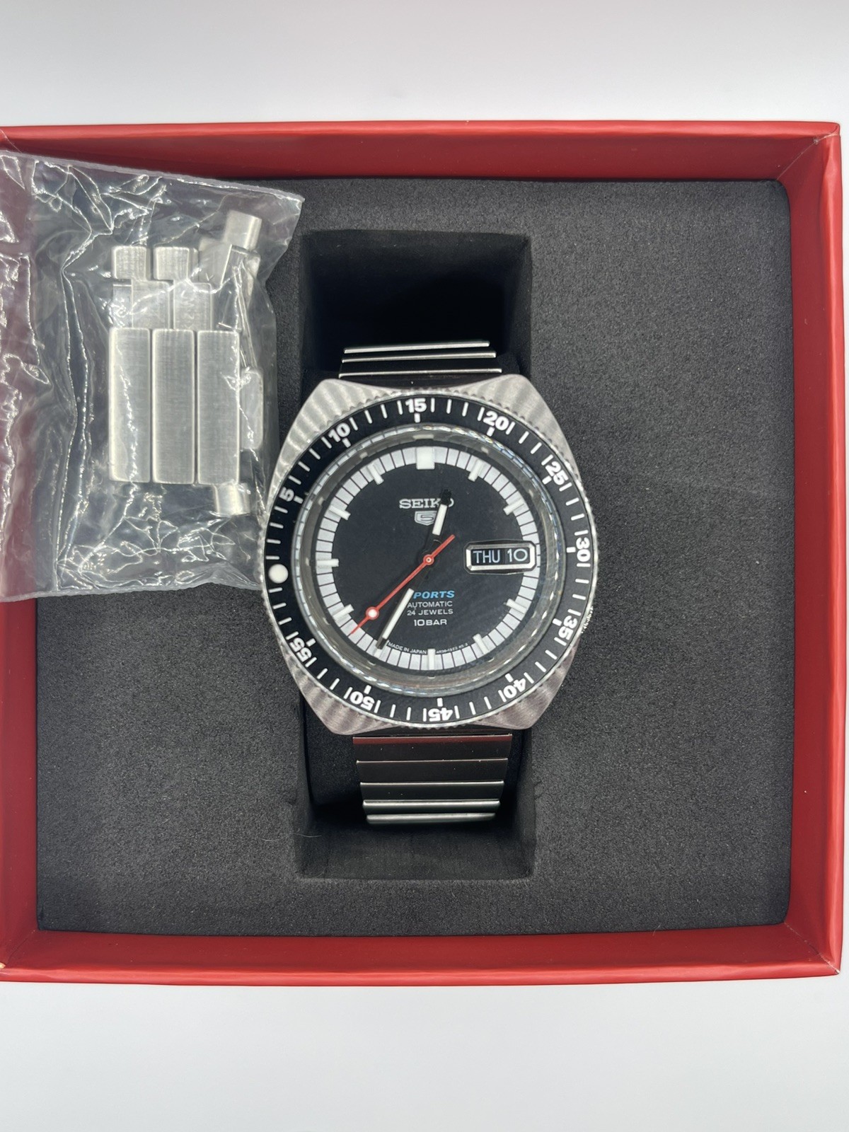 Seiko 5 Sports Automatic SRPK17 Limited Edition Day/Date