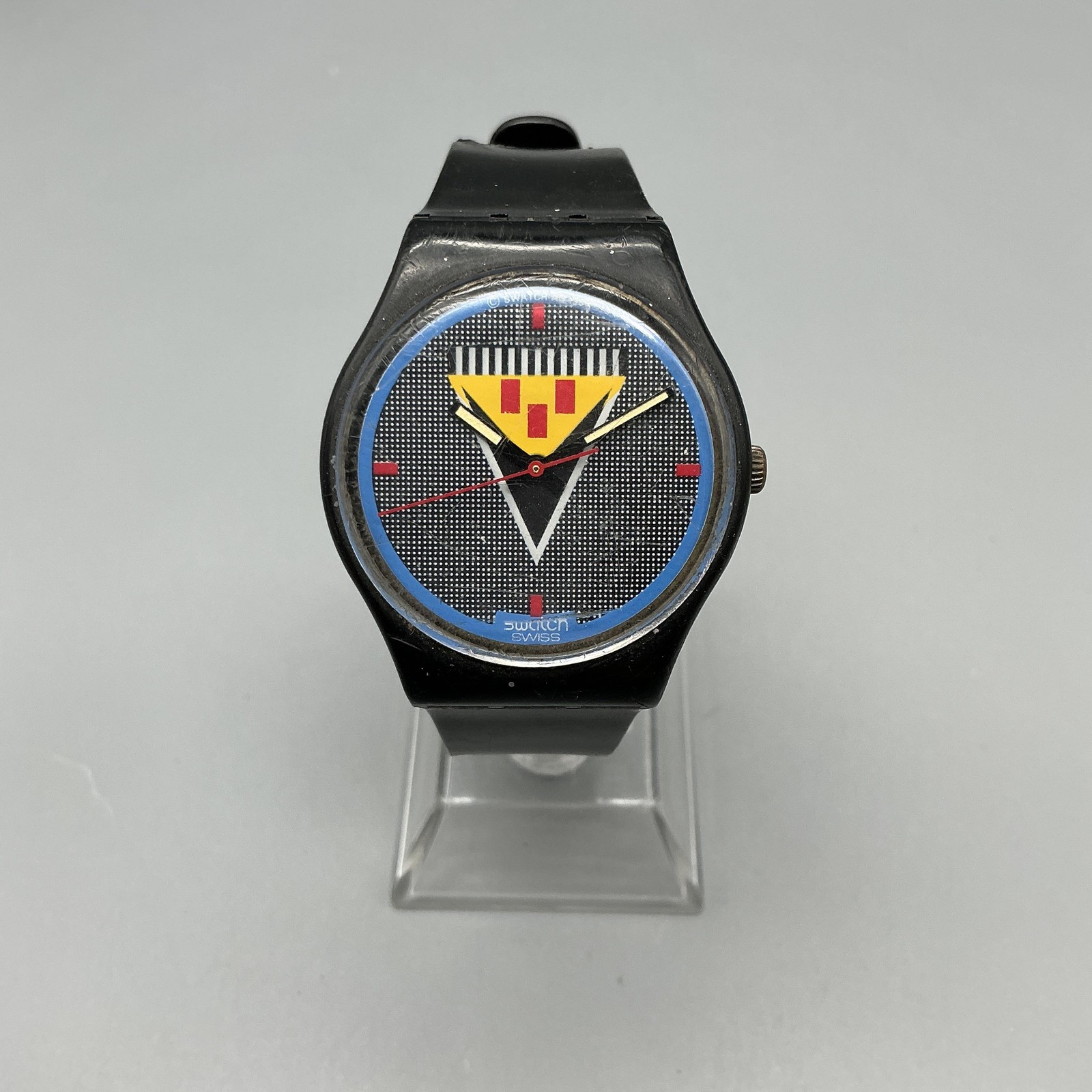Swatch Lancelot Womens Watch 31mm Geometric Dial GB110 Plastic Swiss New Battery