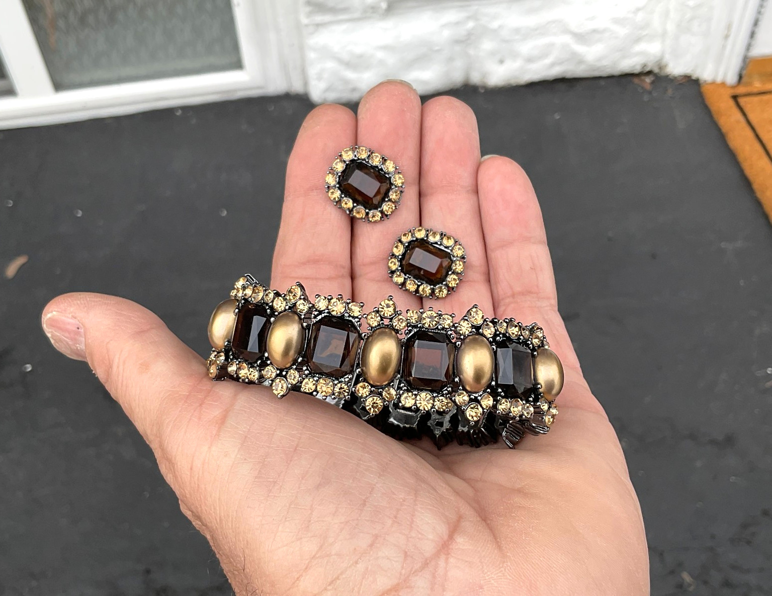 Signed MONET Smoky Quartz / Champagne Rhinestone Stretch Bracelet & Earring Set