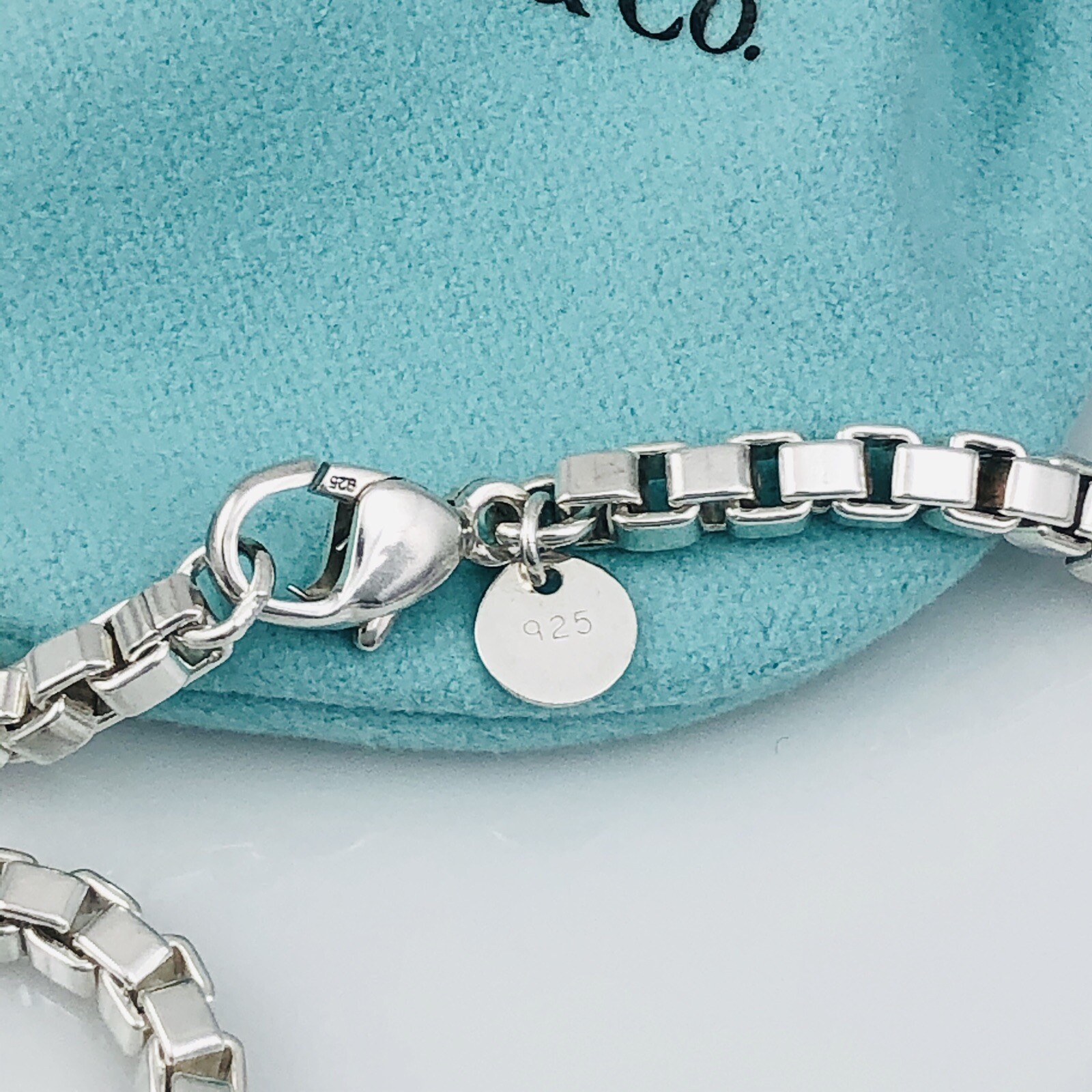 22” Tiffany & Co Large Men’s Unisex Venetian Box Link Necklace