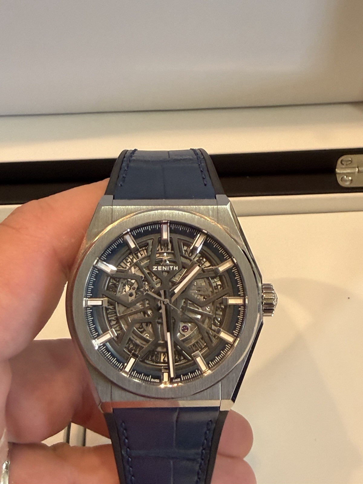 Zenith 95.9000.670/78.r584 Defy Classic Mens Watch Full Set Skeleton