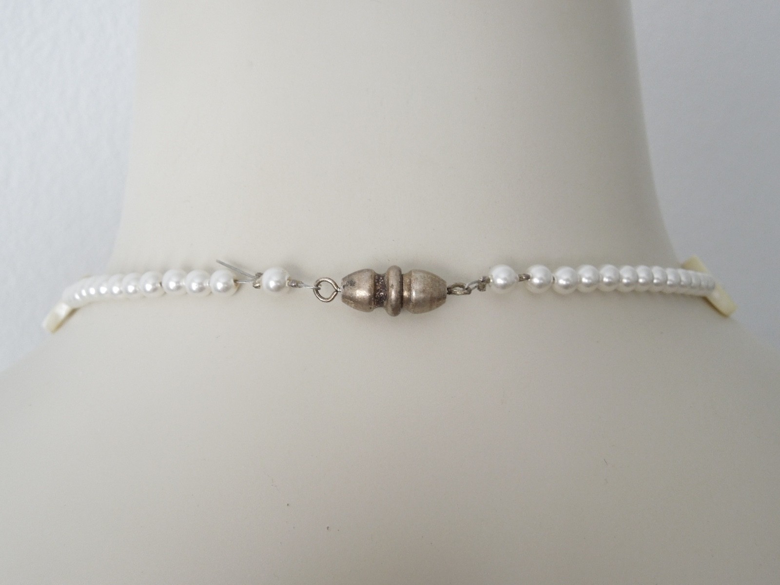 Necklace Mother Of Pearl Elements And Artificial Pearls 21.9 G/Approx. 49 Cm