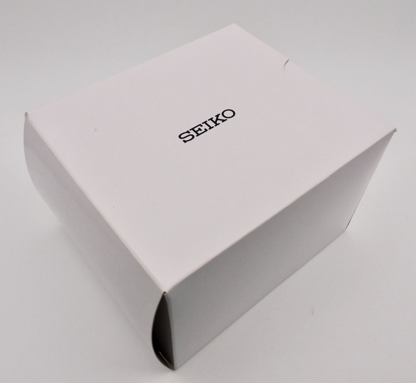 NEW SEIKO Selection SBPY167 Solar Chronograph Black Panda Dial Mens Watch in BOX