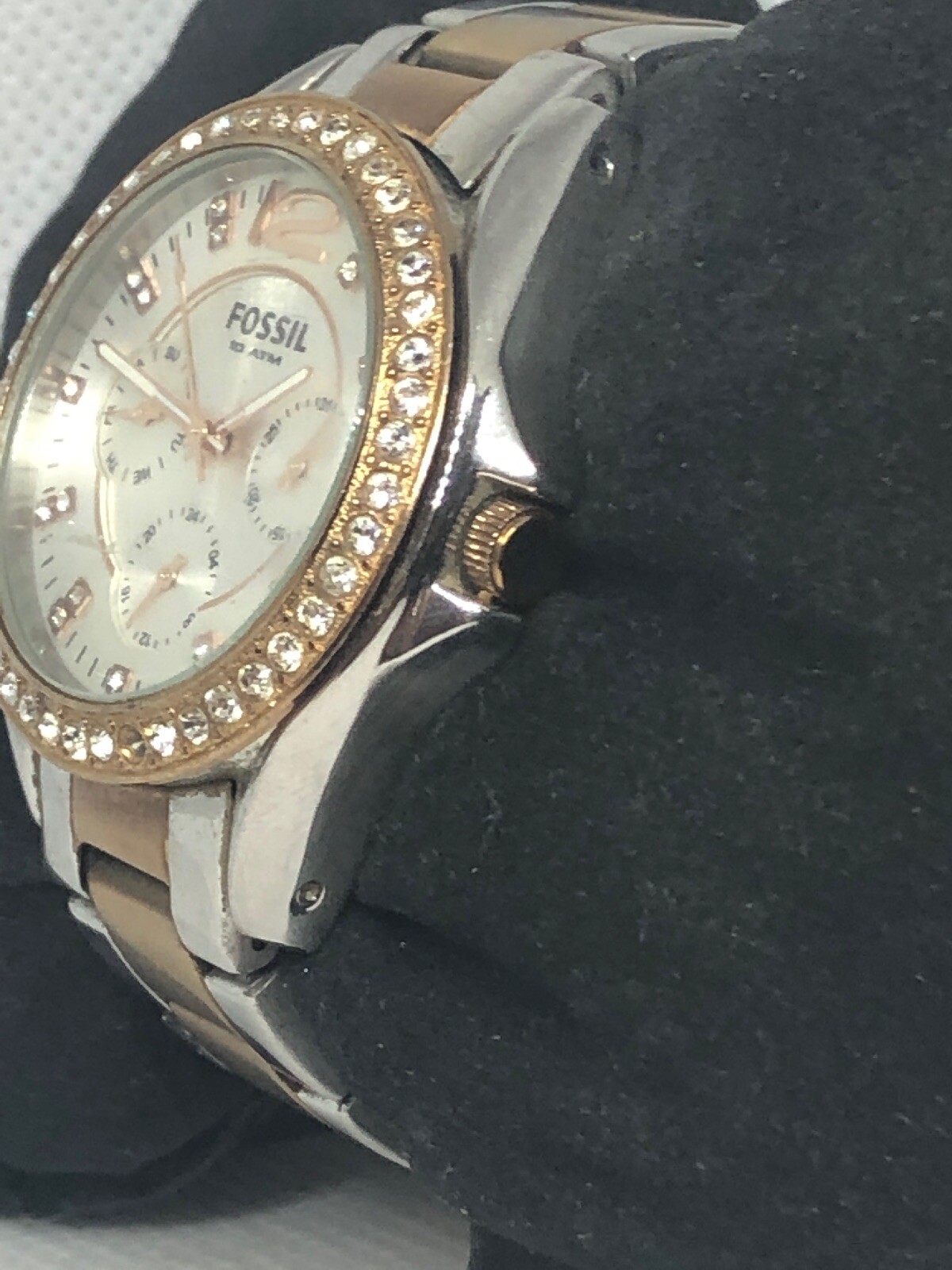 Fossil ES2787 Women’s Stainless Steel Analog Silver Dial Quartz Wrist Watch HG23
