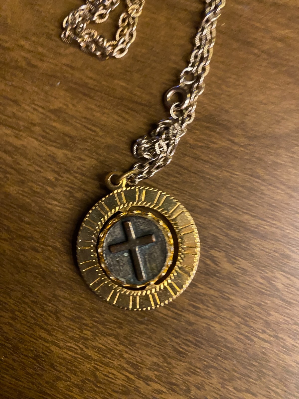 Religious Double Sided Movable Cross Jesus Hands Necklace Pendant Gold Tone