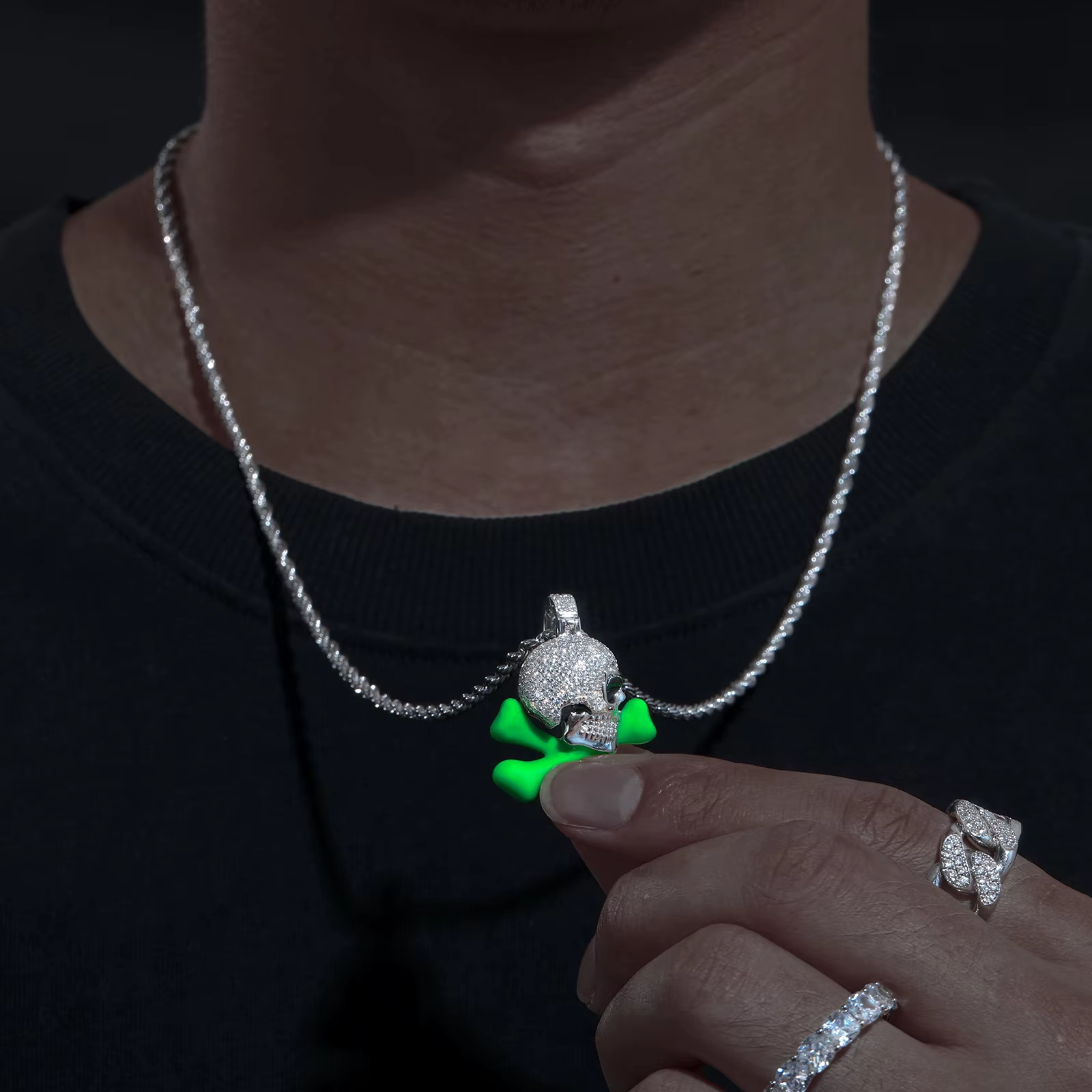 Glow in Dark Skull Crossbones Moissanite Pendant 925 Silver Iced Out Hip Hop