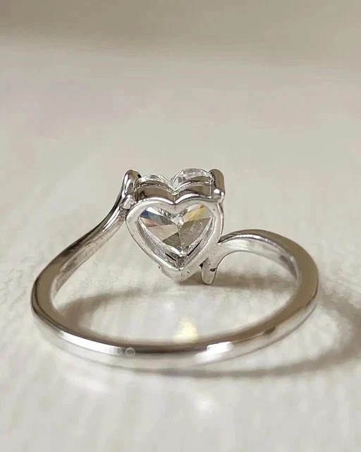 3.25Ct Heart Cut Simulated Diamond Engagement Band Ring In 14k White Gold Plated