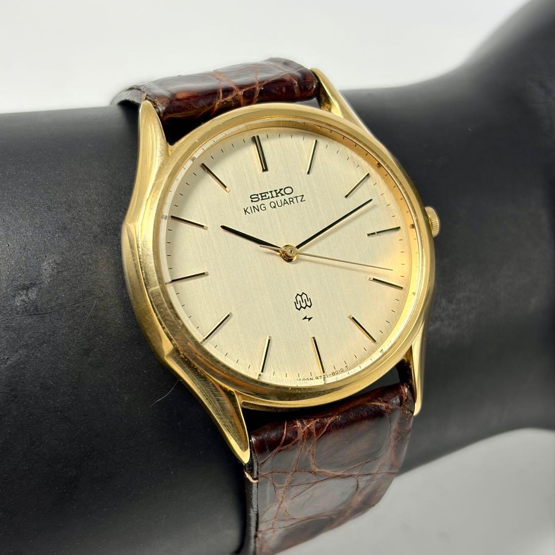 New Battery Operational SEIKO King Quartz 9721 8010 Wristwatch
