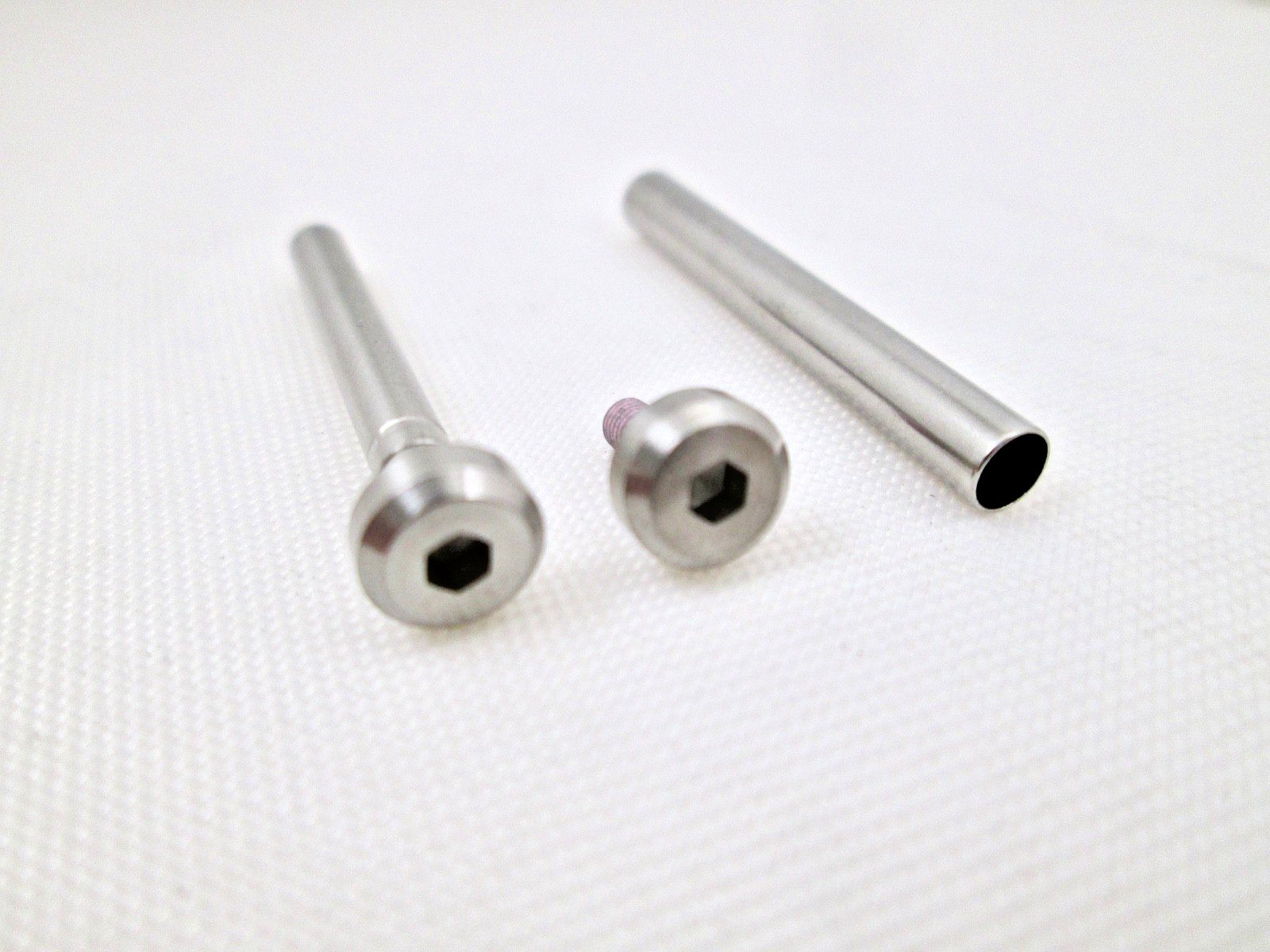 G-Shock GWF-D1000 GWF-D1000ARR GWF-D1000MB band post, screw and tube set X 1