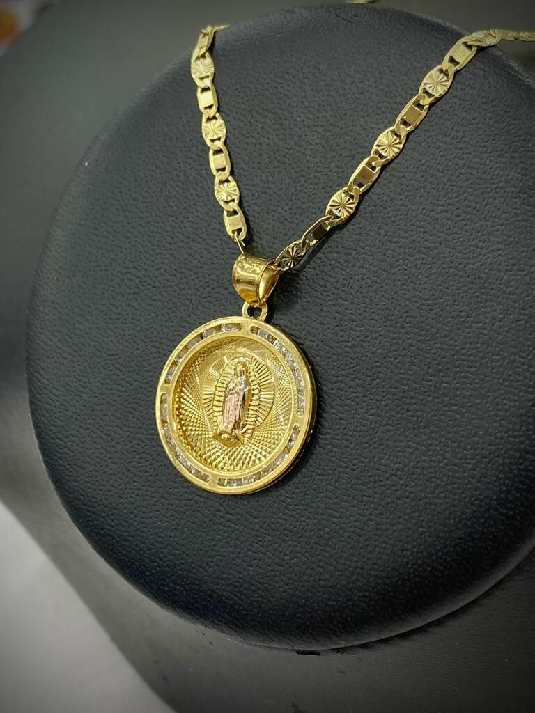 Virgen De Guadalupe Medalla Pendant Necklace Valentino Chain 23x20mm Womens Gift