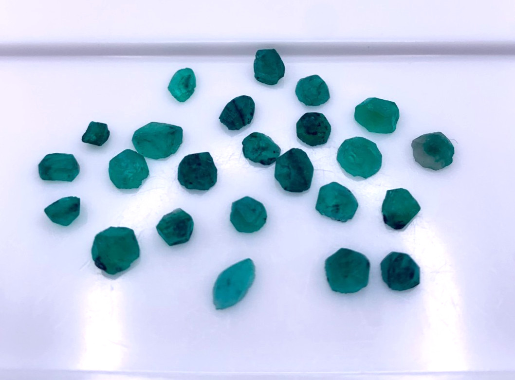 Emerald Preform Rough Lot 14 Pcs 10.90 Tcw Clarity I1 Natural Green Brazil N017