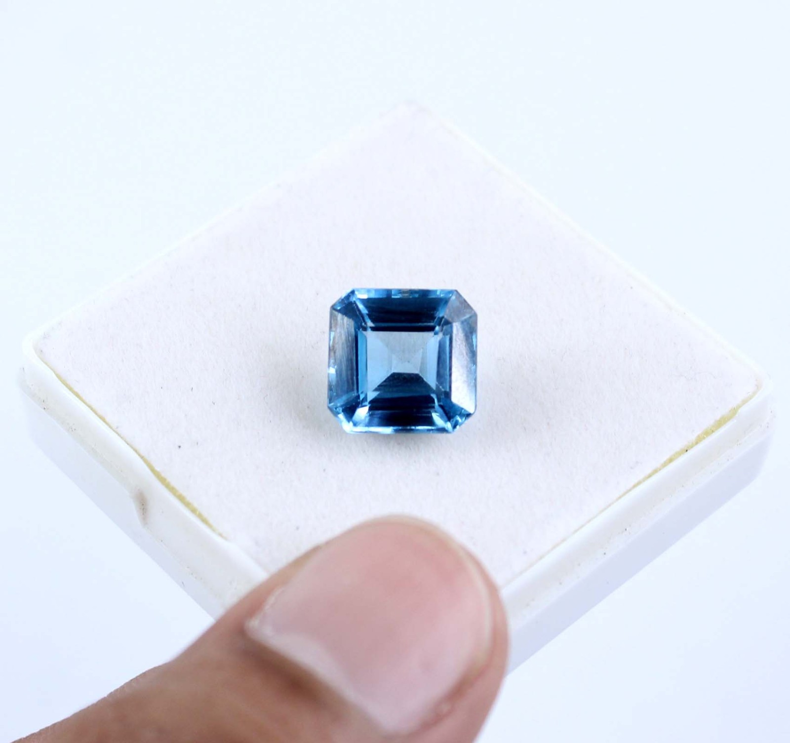 6.90 Ct/10 mm Blue Zircon Octagon Natural Cambodian Gemstone Certified T24700