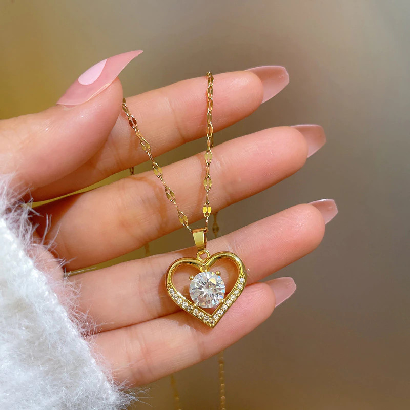 Women’s Fashion Jewelry Gold Heart Cubic Zircon Pendant Necklace 421