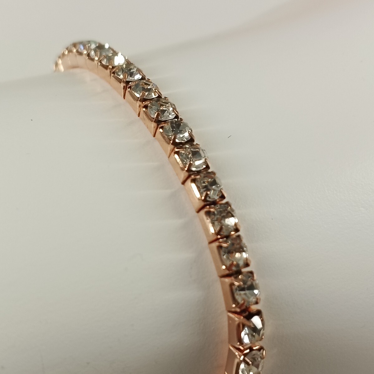 Women’s Elastic Crystal. Bracelet One Size Rose Gold Fashion Jewelry