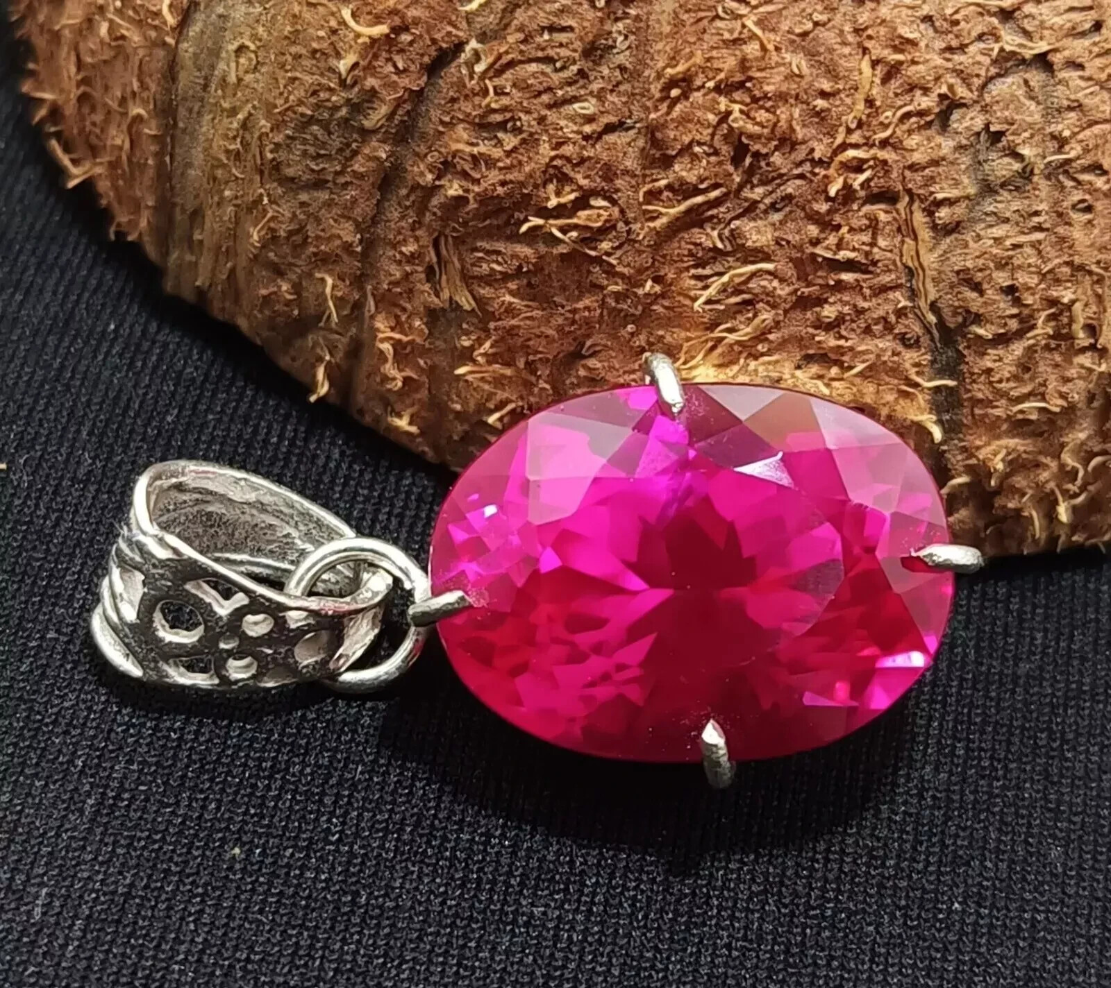 Natural Pink Sapphire Pendant 26.75 Ct+ Oval Cut SG Gemstone 925 Solid Silver A+