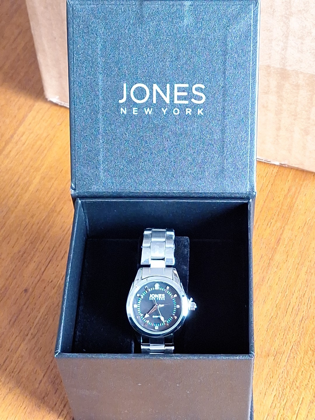 Jones New York Womens Watch Anna JNYW2419L Silver Analog Quartz Wristwatch