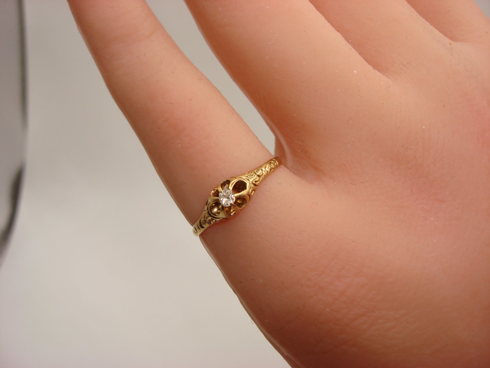 ANTIQUE EDWARDIAN 14K ROSE GOLD APPROX. 7 PTW MINE CUT DIAMOND BELCHER SET RING