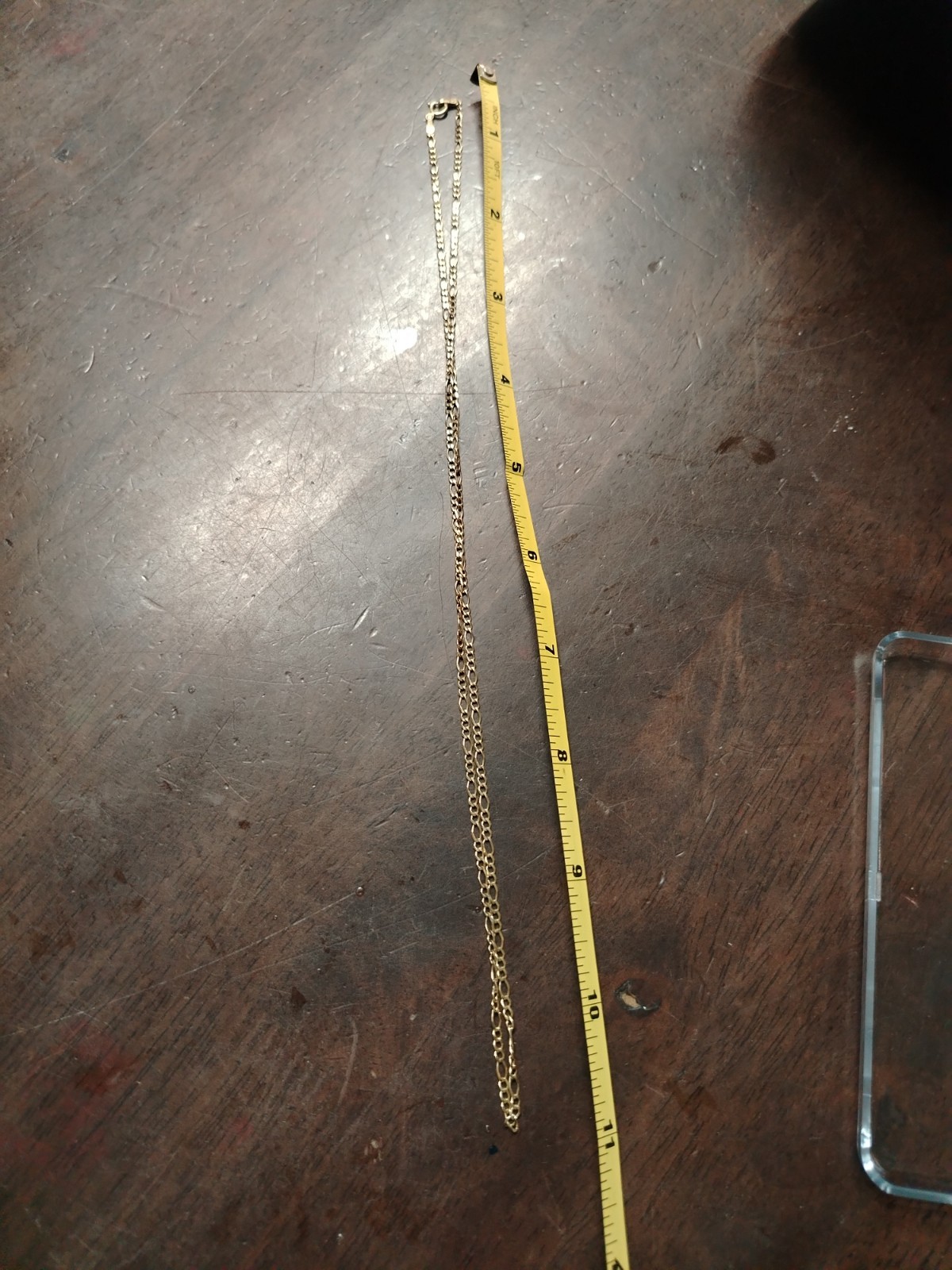 Solid 10K Yellow Gold Figaro Chain Necklace – 22″ Long, 2mm Wide (3.74g)