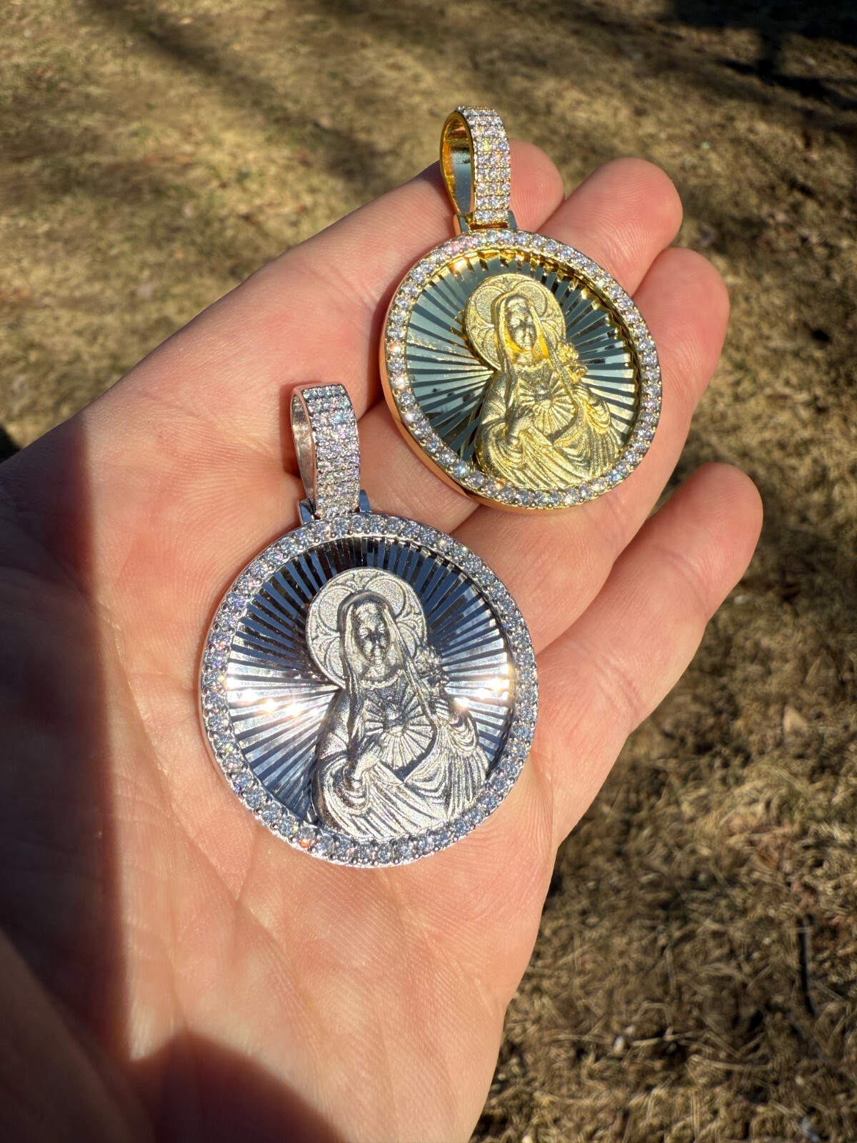 MOISSANITE Virgin Mary Round Medallion Pendant Real 925 Silver / Gold Necklace