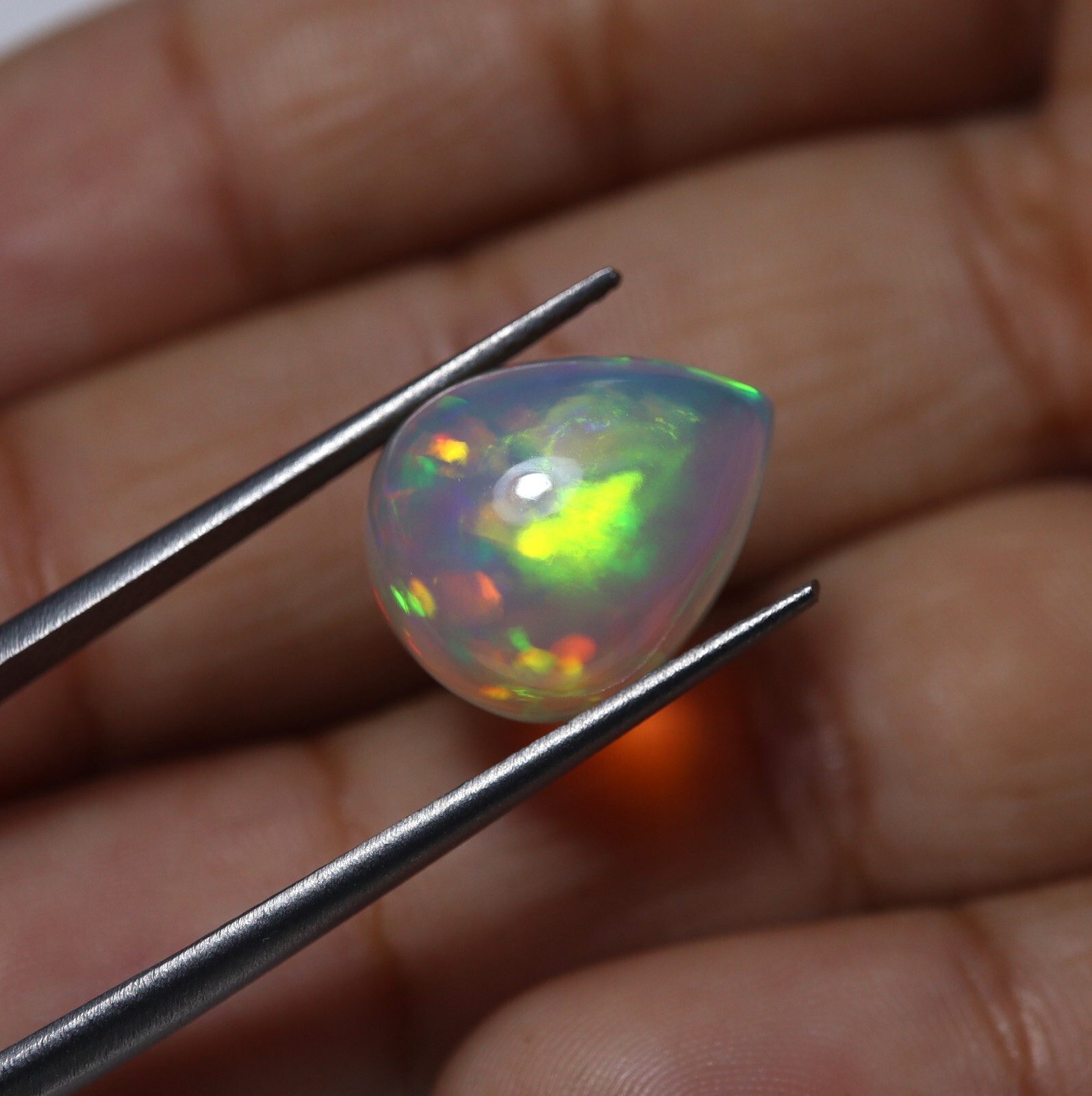 5.6 Cts 13.9×12.3 MM Natural AAA Red Green Fire Ethiopian Opal Pear Cabochon