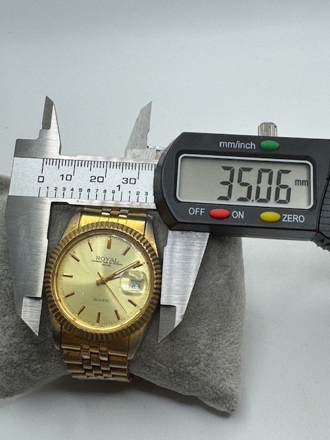 Vintage Men’s AXIS Royal Rainbow Time Gold Tone Quartz Date Watch New Battery
